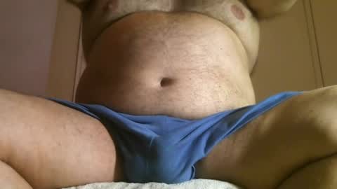 Snapshot of osolicencioso chatting on 10-05-25, 04:33 Oso Licencioso online show from 10-05-25, 04:33