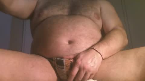 Snapshot of osolicencioso chatting on 10-16-25, 05:30 Oso Licencioso online show from 10-16-25, 05:30