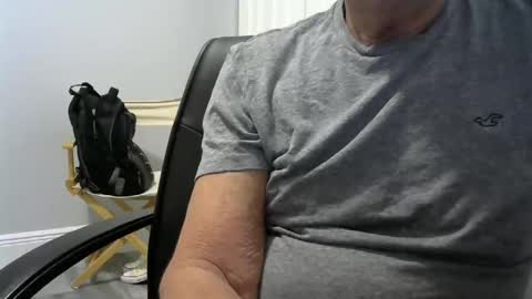 Ossi online show from 09-19-25, 02:46