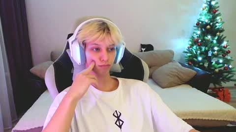 Ostin online show from 01-05-25, 03:34