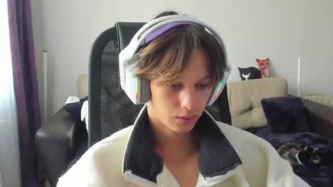 Ostin online show from 09-14-25, 04:44