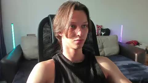Snapshot of ostin_meoww chatting on 06-14-26, 12:51 Ostin online show from 06-14-26, 12:51