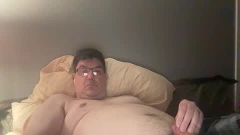 Snapshot of otter916 chatting on 11-12-25, 02:45 otter916 online show from 11-12-25, 02:45