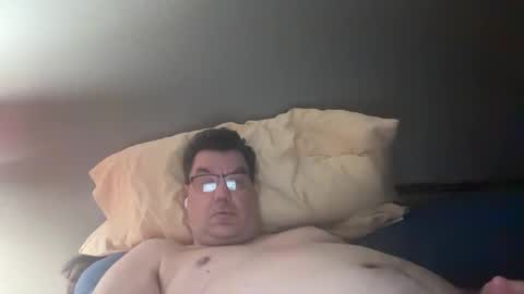 Snapshot of otter916 chatting on 11-15-25, 06:22 otter916 online show from 11-15-25, 06:22