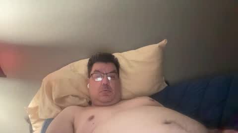 Snapshot of otter916 chatting on 11-16-25, 06:41 otter916 online show from 11-16-25, 06:41