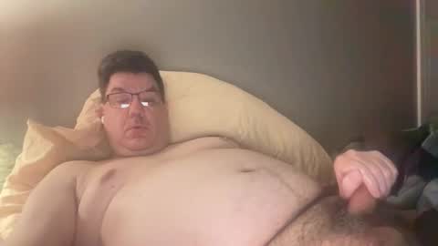 Snapshot of otter916 chatting on 12-15-25, 06:39 otter916 online show from 12-15-25, 06:39