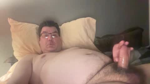 Snapshot of otter916 chatting on 12-18-25, 06:52 otter916 online show from 12-18-25, 06:52