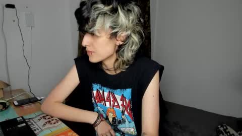 Otto 3 online show from 02-01-25, 04:03