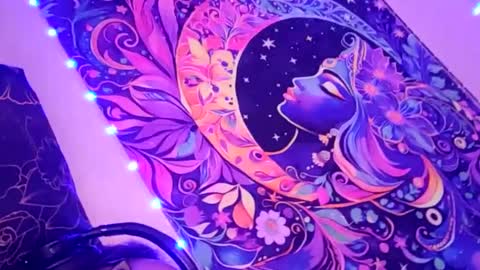 ou8124824 online show from 09-30-25, 04:12