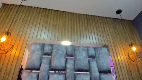 Snapshot of owen__johnson chatting on 06-24-26, 11:31 Owen Johnson online show from 06-24-26, 11:31