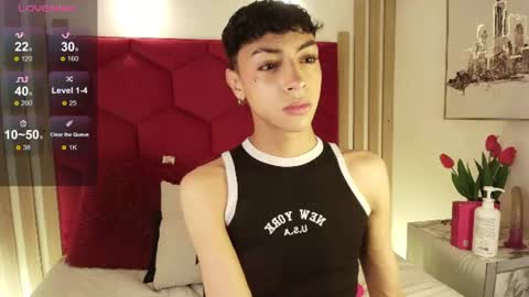 Owen online show from 07-08-26, 03:33