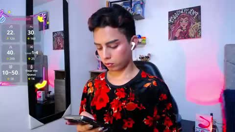 Owen  Independent model  online show from 03-19-26, 08:07