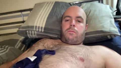 Owen2022 online show from 12-16-25, 07:24