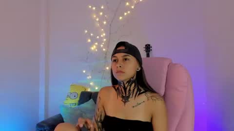 Snapshot of owenfoxx1 chatting on 07-15-26, 10:04 Owen foxx online show from 07-15-26, 10:04