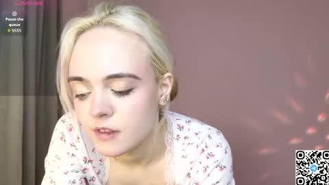 Snapshot of oxcy_live chatting on 04-30-26, 05:36 Oxcy online show from 04-30-26, 05:36