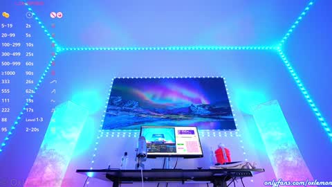 Snapshot of oxlemon chatting on 01-31-25, 03:09 oxlemon online show from 01-31-25, 03:09