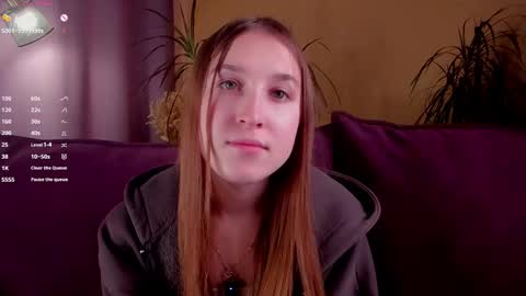 Caroline or just Lina online show from 10-26-25, 01:33