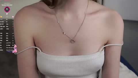 Caroline or just Lina online show from 12-14-25, 01:22