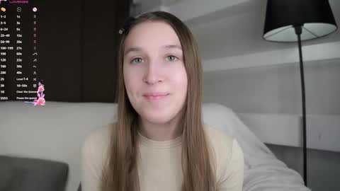 Caroline or just Lina online show from 12-18-25, 01:11