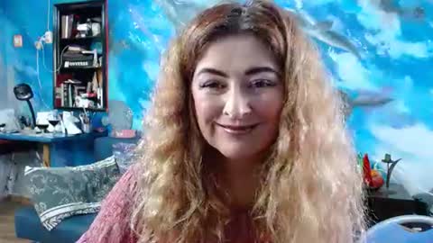 Ozzy Helen online show from 12-19-24, 06:12