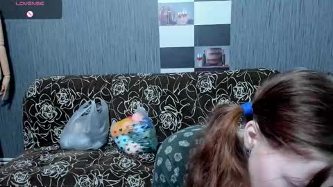 Ella online show from 09-15-25, 08:03