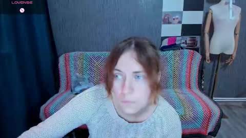 Ella online show from 10-28-25, 12:19