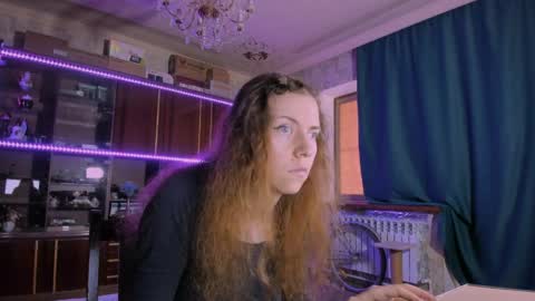 Ella online show from 05-30-26, 06:54