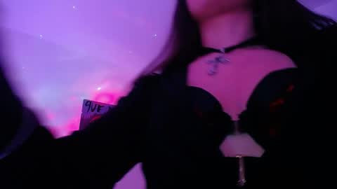 Snapshot of paariss_ chatting on 06-07-26, 12:04 Paris online show from 06-07-26, 12:04