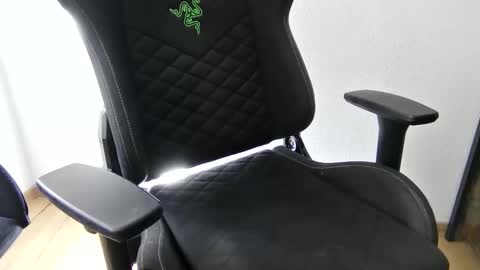 paauljdhd122 online show from 03-08-26, 12:42