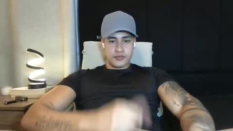 Snapshot of pablo_boston chatting on 10-04-25, 02:53 Javi online show from 10-04-25, 02:53