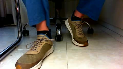 Snapshot of pablomenesssl chatting on 12-25-24, 12:26 Pablo Meness online show from 12-25-24, 12:26