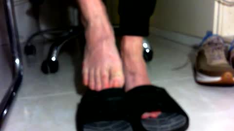 Snapshot of pablomenesssl chatting on 12-27-24, 08:50 Pablo Meness online show from 12-27-24, 08:50