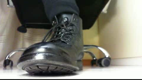 Snapshot of pablomenesssl chatting on 01-08-25, 09:55 Pablo Meness online show from 01-08-25, 09:55