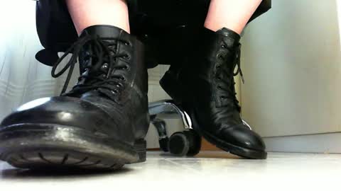 Snapshot of pablomenesssl chatting on 02-27-25, 12:56 Pablo Meness online show from 02-27-25, 12:56