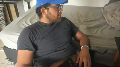 Snapshot of packmanmx chatting on 01-11-25, 10:29 Alberto online show from 01-11-25, 10:29