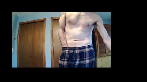 Snapshot of paddleme100 chatting on 11-02-25, 12:40 Paddle me online show from 11-02-25, 12:40