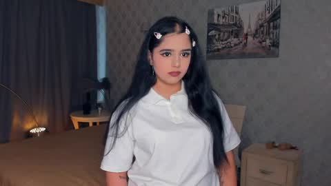 Page online show from 04-08-26, 01:22