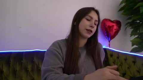 Paige online show from 02-19-25, 10:12