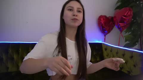 Paige online show from 03-08-25, 04:17