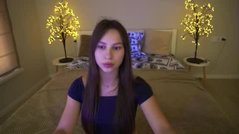 Paige online show from 09-10-25, 12:38