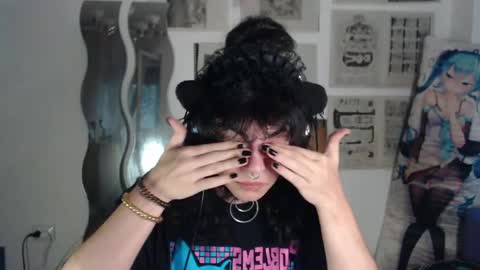 Snapshot of painprince69 chatting on 05-20-26, 03:24 Pain Prince online show from 05-20-26, 03:24