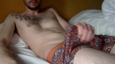 Snapshot of paintdude424 chatting on 11-25-25, 05:57 paintdude424 online show from 11-25-25, 05:57