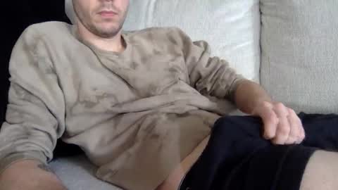 Snapshot of paintdude424 chatting on 11-30-25, 06:23 paintdude424 online show from 11-30-25, 06:23