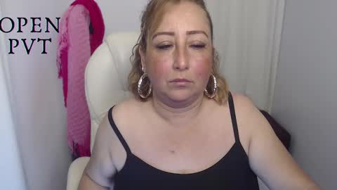 Snapshot of paiperhalliwey chatting on 02-02-25, 03:17 paiperhalliwey online show from 02-02-25, 03:17