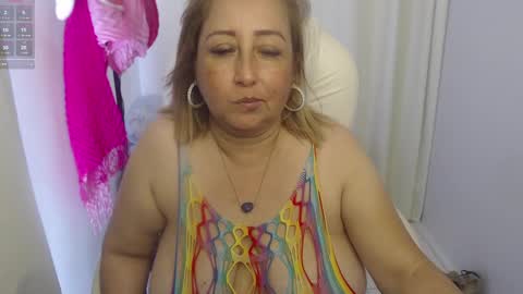 Snapshot of paiperhalliwey chatting on 02-20-25, 05:40 paiperhalliwey online show from 02-20-25, 05:40