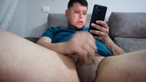 Snapshot of paisa3511 chatting on 12-20-25, 07:15 paisa3511 online show from 12-20-25, 07:15