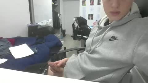 pere online show from 02-04-26, 07:09