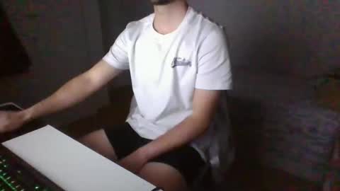 pajaritosenelaire online show from 04-04-26, 09:40