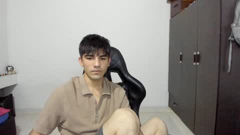 Snapshot of pakun_ chatting on 12-17-24, 12:01 pakun_ online show from 12-17-24, 12:01