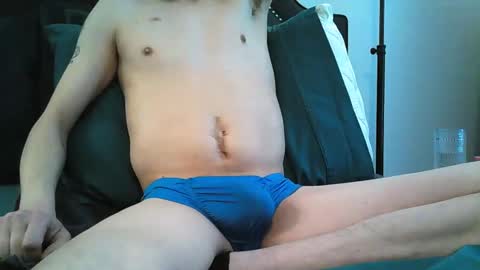 Snapshot of pale_atom chatting on 01-19-25, 04:25 Atom online show from 01-19-25, 04:25